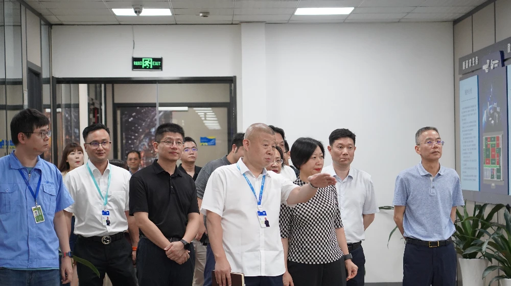 西湖区委副书记、区长周扬一行莅临雷速官方网站-雷速（中国）科技调研、指导工作